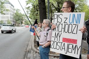 Protest przed Trybunaem Konstytucyjnym w Warszawie, 31.08.2021 r.