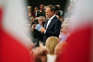 Szef PO Donald Tusk podczas spotkania wyborczego w Czstochowie, 23 marca 2023 r.