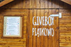 Nowy givebox na Pitkowie w Poznaniu.