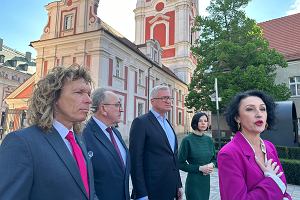 Trzecia Droga udziela poparcia prezydentowi Jackowi Jakowiakowi. Pozna, 15.04.2024.