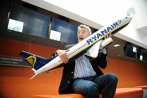 Michael O'Leary, szef linii Ryanair na konferencji przed otwarciem lotniska w Modlinie w lipcu 2012 roku