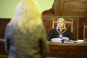 Proces dr Anny K. w sprawie plagiatu w monografii habilitacyjnej na UAM. Na zdjciu: sdzia Marta Michaek podczas przesuchania wiadka. Sd w Poznaniu, 25 stycznia 2023 roku