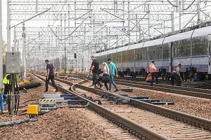 W czwartek (24.08) o godz. 5 podczas wyjazdu ze stacji Biaystok wykolei si pocig PKP Intercity relacji Biaystok - Warszawa Zachodnia. Podrowao nim okoo 150 osb, nikomu nic si nie stao