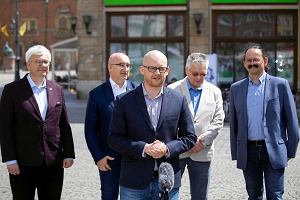 Konferencja prasowa zapowiadajca debat 'Zdrowie na Dolnym lsku dzi i jutro. Okrgy st'. Wrocaw, 12.05.2022