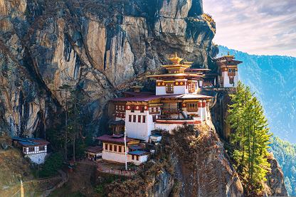 Klasztor Paro Taktsang- pera Bhutanu