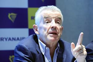 Michael O'Leary, szef Ryanaira, podczas konferencji w Warszawie na temat siatki pocze z Modlina