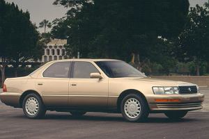 1990 LEXUS LS 400