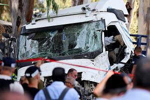 Wypadek w Izraelu. Ciarwka wjechaa w przystanek autobusowy, Ramat Hasharon, 27 padziernika 2024 r.