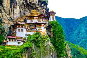 Klasztor Paro Taktsang w Bhutanie zwany Tygrysim Gniazdem