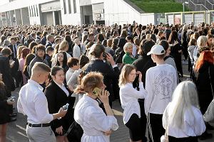 Najwiksza matura w kraju odbywa si w kompleksie stadionu Legii. Organizuje j w Warszawie dla maturzystw w edukacji domowej Szkoa w Chmurze