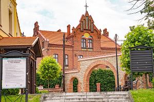 Poklasztorne budynki w Ldzinach