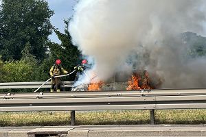 Poar samochodu na Trasie Siekierkowskiej