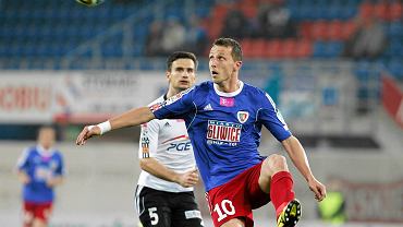 Piast Gliwice. Jak Kamil Wilczek radzi sobie w Carpi FC. Najwikszy problem to jzyk