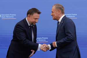 Premier Donald Tusk na konferencji, na ktrej ogosi przyjcie dymisji Marcina Kierwiskiego ze stanowiska ministra spraw wewntrznych i jako jego nastpc wyznaczy Tomasza Siemoniaka. 10 maja 2024 r. Fot. Dawid Zuchowicz / Agencja Wyborcza.pl