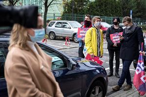 Kuratorium Owiaty w Katowicach. Protest Modej Lewicy przeciwko decyzjom ministra Przemysawa Czarnka