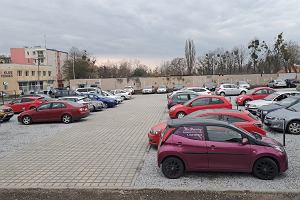 Osiedle Dambonia. Nowy parking odciy osiedlowe uliczki?