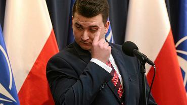 'Rz': Misiewicz wpisany na list dunikw, przez dug kolegi. Byy rzecznik MON pisze o nagonce