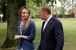 Agnieszka Dziemianowicz-Bk i Donald Tusk