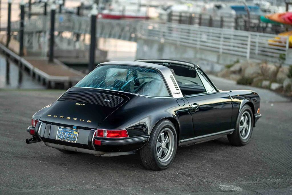 Porsche 911T Targa Ewana McGregora.