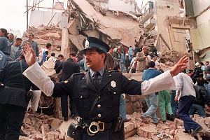 18.07.1994, Buenos Aires, Argentyna, atak Hezbollahu na budynek ydowskiej organizacji pomocowej AIMA, zgino 87 osb.