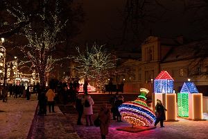 witeczna iluminacja w Warszawie