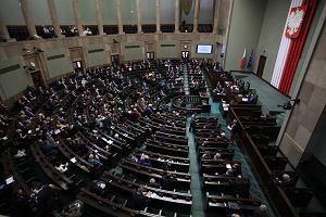 Sejm, posowie podczas posiedzenia.