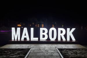 Napis Malbork w Malborku