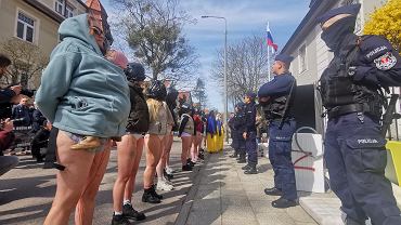 Protest przeciwko rosyjskim gwatom