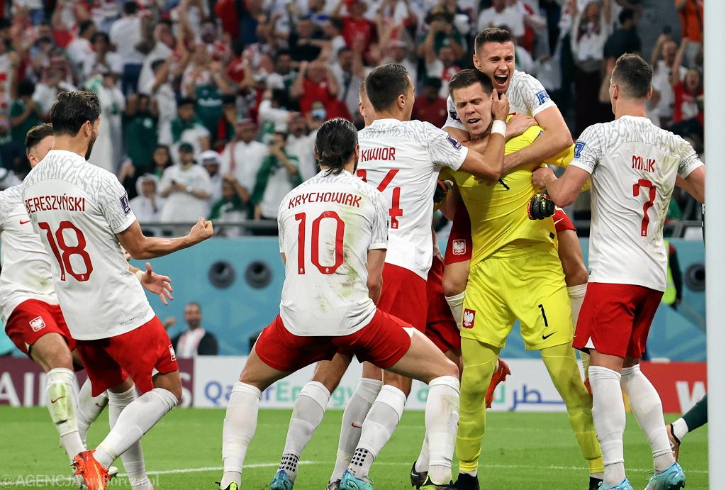 Katar 2022. Wojciech Szczsny podczas meczu Polska-Arabia Saudyjska na mundialu. Al Rayyan, 26 listopada 2022 roku