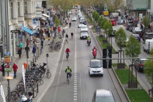 Ulica Schlostrae w Berlinie. Tak moga by wyglda al. Wojska Polskiego