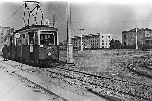 Ptla tramwajowa przy ul. Worcella na Tysicleciu. Dzi w tym miejscu stoi blok zwany 'falowcem'