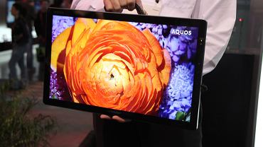 CES 2012: Sharp AQUOS Freestyle - telewizor do walizki