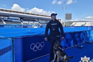 St.sier. Piotr Somka z Wydziau Patrolowo Interwencyjnego Komendy Miejskiej Policji w Radomiu ze swoim podopiecznym Skanem zakoczyli sub we Francji w ramach zabezpieczenia Igrzysk Olimpijskich w Paryu.