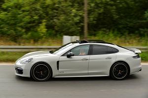 Porsche Panamera GTS