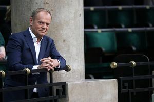 Szef PO Donald Tusk na galerii sejmowej. Posowie gosuj nad ustaw o Pastwowej Komisji ds. badania wpyww rosyjskich na bezpieczestwo wewntrzne RP w latach 2007-2022 (tzw. lex Tusk w zamyle partii rzdzcej ma wyeliminowa jej najwikszego rywala). Warszawa, 26 maja 2023 r.