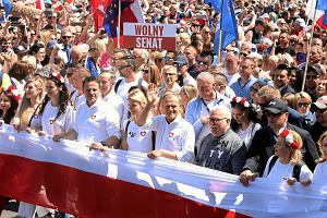 Donald Tusk, Rafa Trzaskowski i Lech Wasa podczas marszu 4 czerwca. Warszawa, 4 czerwca 2023 r.