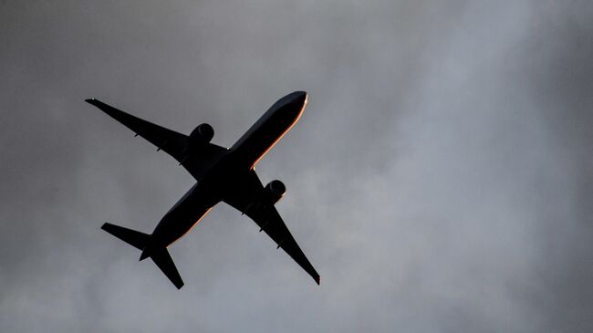 Пассажирский самолет Boeing 777