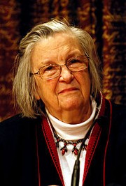 Photo of Elinor Ostrom