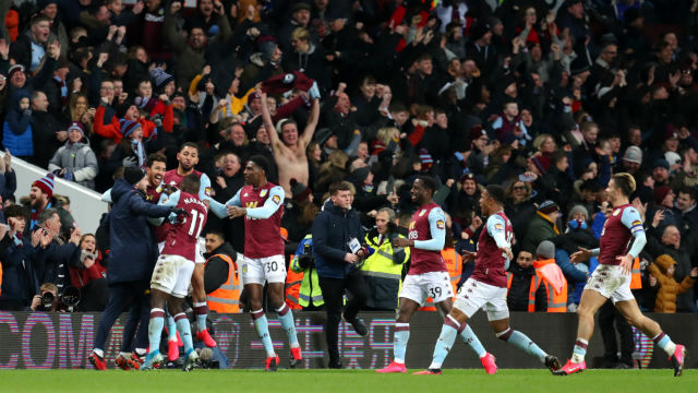 Lig Kupası'nda ilk finalist Aston Villa