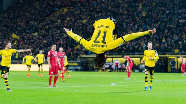 Aubameyang Gerd Müller'in izinde