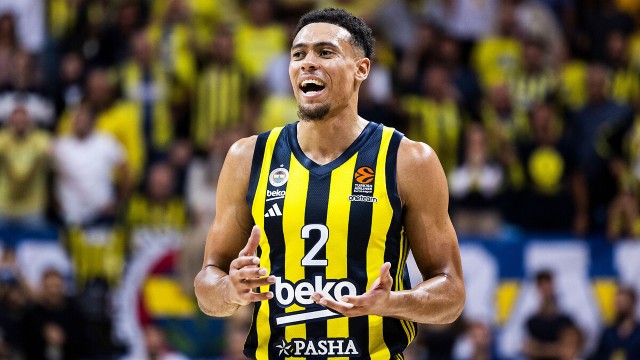 Fenerbahçe Beko son çeyrekte geri döndü