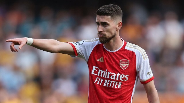 Arsenal, Jorginho ile uzattı