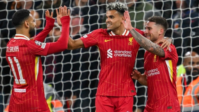 Liverpool, Chelsea'yi 2 golle geçti	