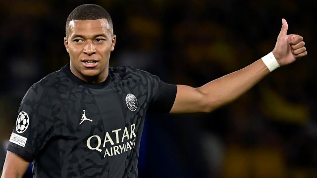 Kylian Mbappe, PSG'den ayrılacağını açıkladı	