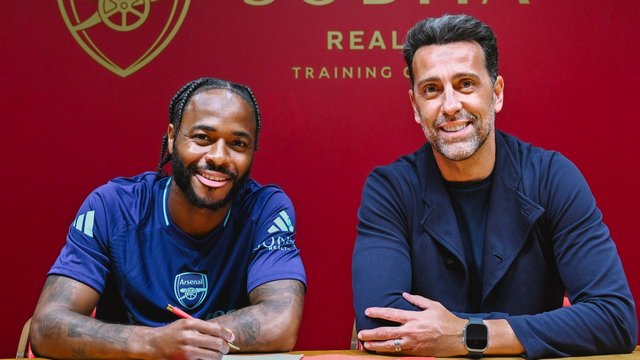 Arsenal, Sterling'i kiraladı