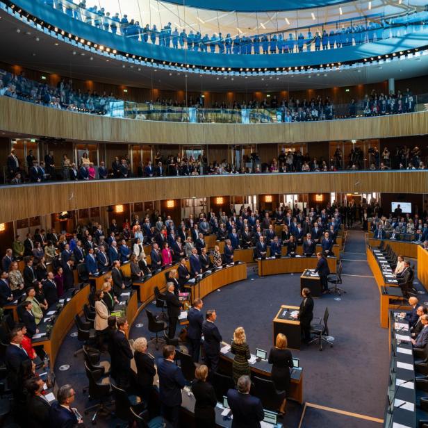 Blick in den Sitzungssaal des Nationalrates während der Angelobung am Donnerstag, 24. Oktober 2024, anlässlich der Konstituierenden Sitzung des Nationalrats im Parlament in Wien