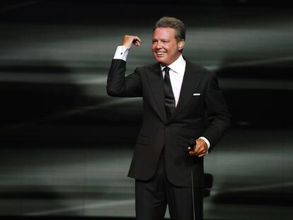 El cantante Luis Miguel durante una de sus presentaciones.