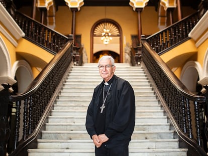 Carlos Castillo Mattasoglio, arzobispo de Lima