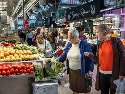 Ambiente en el Mercado Central de Valencia, en una imagen de archivo.