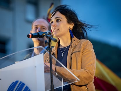 Sílvia Orriols, en el acto de inicio de la campaña para las elecciones autonómicas en Ripoll.